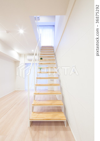 Apartment stairs and maisonettes 36875292