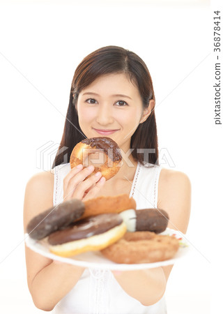 吃甜食的女人 36878414