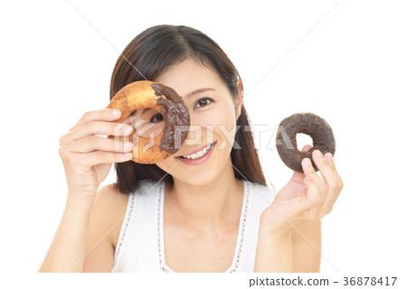 吃甜食的女人 36878417