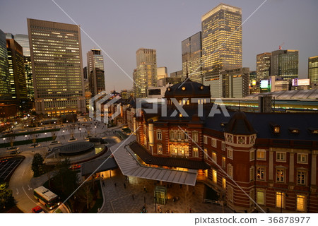 Tokyo station sunset view Tokyo station sunset view 36878977