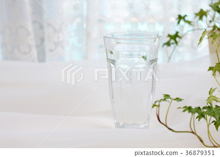 一杯水 36879351