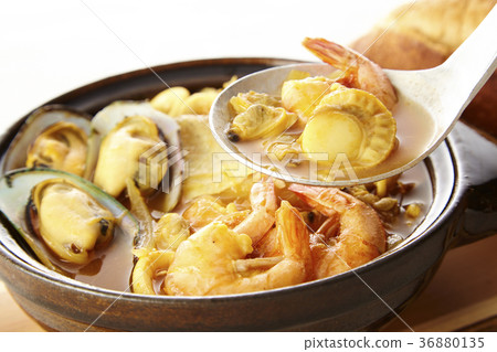 bouillabaisse 36880135