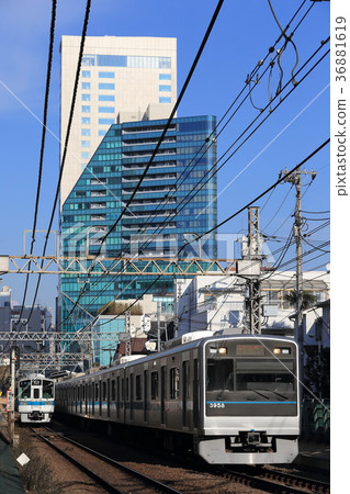 小田急線 36881619