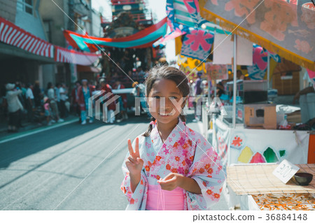 temple festival, person, younger 36884148