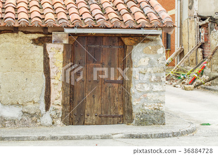 Old textured door 36884728