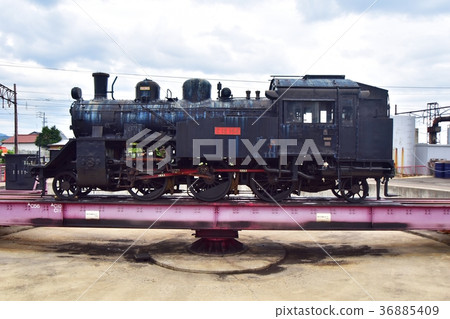 Shin-gaya station's SL 36885409