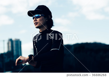 Middle men jogging Running marathon 36886268