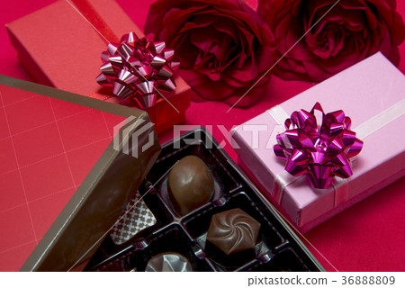 Valentine gift image chocolate Valentine gift image chocolate 36888809