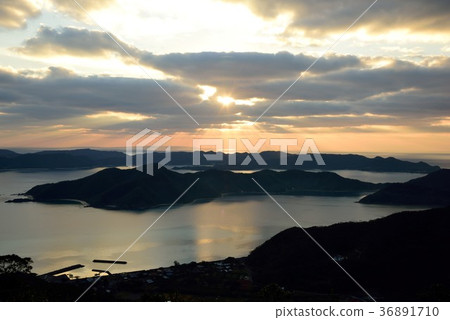 Amami's ten views Morning Tatsugo Bay 13 Amami's ten views Morning Tatsugo Bay 13 36891710