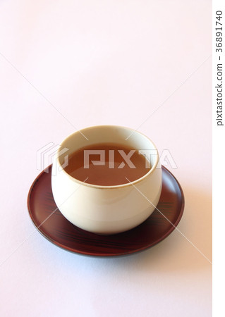 roasted green tea  36891740