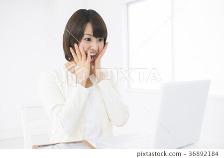 Business woman office young woman 36892184