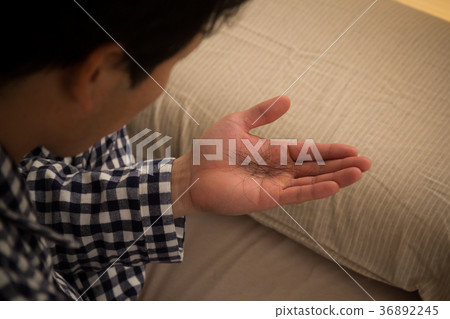 Male hair care image 36892245