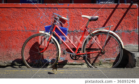 Vintage bicycle against old brick wall 36893246