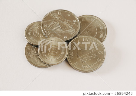 Commemorative coin 36894243