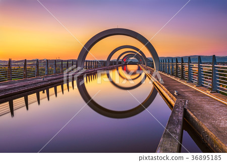Falkirk Wheel at sunset, Scotland, United Kingdom Falkirk Wheel at sunset, Scotland, United Kingdom 36895185