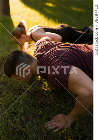 paired workout outdoor push-up sport exercises 36897413