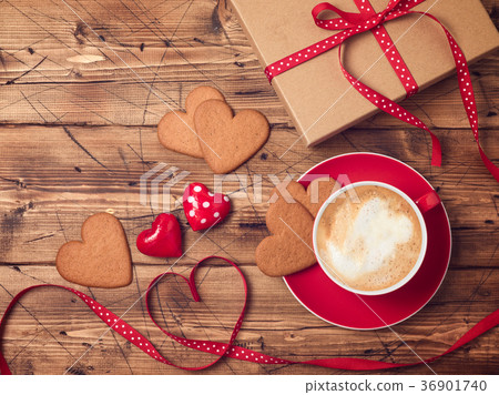 Valentines day background with coffee cup Valentines day background with coffee cup 36901740
