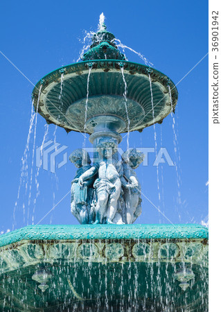 Bronze fountain on Rossio Square, Lisbon Bronze fountain on Rossio Square, Lisbon 36901942
