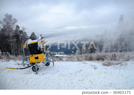 Machine gun for the production of artificial snow Machine gun for the production of artificial snow 36903175