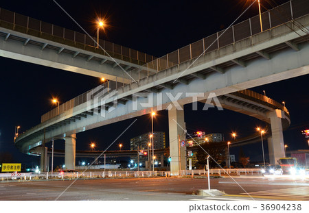Metropolitan expressway, loop entrance Metropolitan expressway, loop entrance 36904238