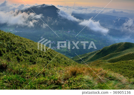 臺灣,台北市,陽明山,陽明山國家公園,大屯山,小油坑,日出,雲海,七星山,白天,山 36905136