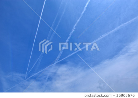 Sky,clouds,lines,blue sky,clouds,climate,meteorology,astronomy,fresh,fresh,natural 36905676