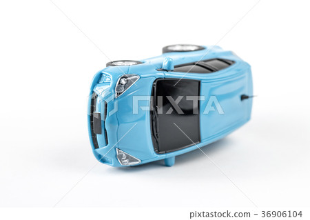 Car rollover image 36906104