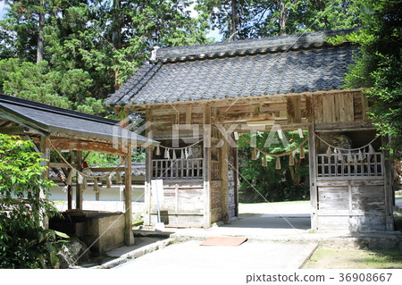 Oshika Shrine Suzurimon和Temizusha Oshika Shrine Suzurimon和Temizusha 36908667