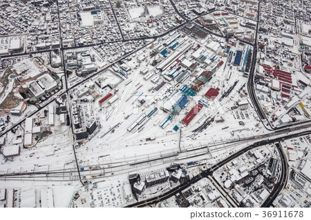 The crisis of survival Railways in snowy Hokkaido 36911678