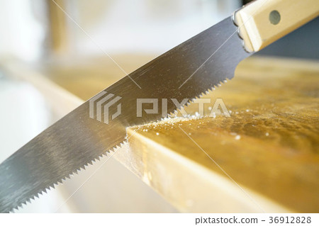 Saw cutting DIY 36912828