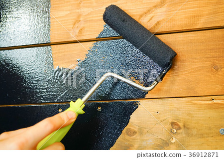 油漆滾筒油漆牆 36912871