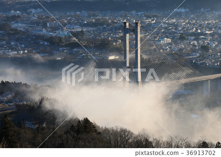 Overlooking the Chichibu Basin 36913702
