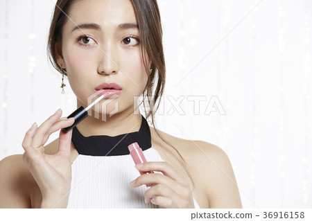 Beautiful woman beauty portrait Beautiful woman beauty portrait 36916158