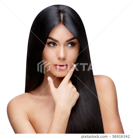Beautiful Young Woman with Clean healthy hair 36916342