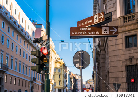 羅馬特雷維噴泉信息標誌 羅馬特雷維噴泉信息標誌 36918341