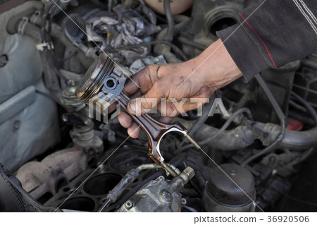 Car engine piston replacing 36920506