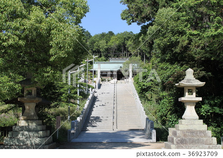 Sousa Eki Hachiman Shrine Lanterns and Great Staircase Sousa Eki Hachiman Shrine Lanterns and Great Staircase 36923709
