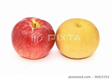Apple (no life) and pear (Akiei) 36925352