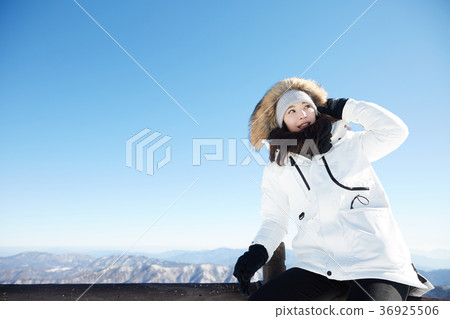 女人，冬天，雪，山 36925506