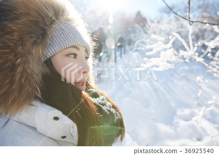 Woman, winter, snow, Mt. 36925540