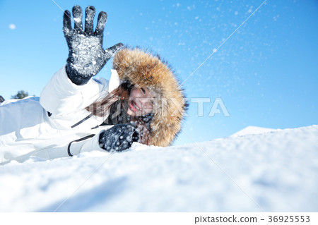 Woman, winter, snow, Mt. 36925553