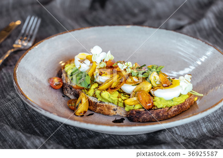Avocado toast Avocado toast 36925587