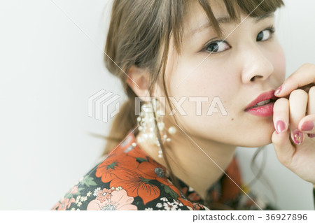 女子 女子 36927896