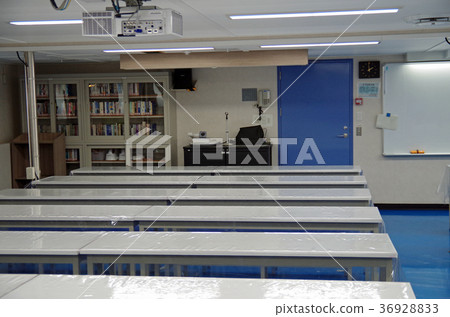 訓練船的演講室 訓練船的演講室 36928833