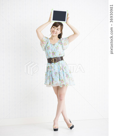 Woman young woman lifestyle portrait Woman young woman lifestyle portrait 36930981