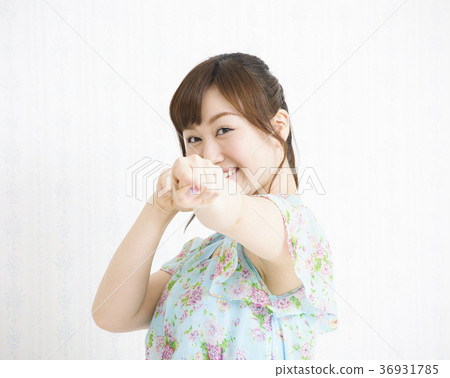 Woman young woman lifestyle portrait 36931785