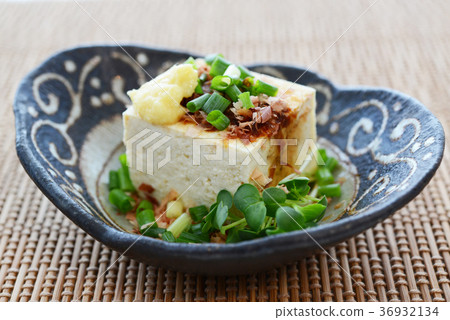 Delicious Island Tofu Delicious Island Tofu 36932134