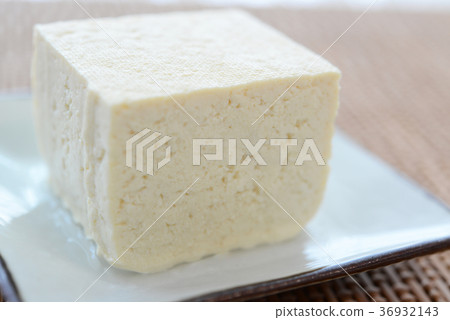 新鮮的豆腐 36932143