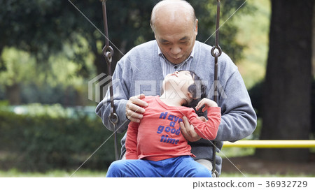 Senior playing with grandson 36932729