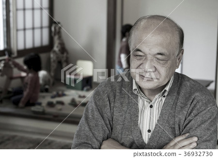 Grandchild tired senior Grandchild tired senior 36932730